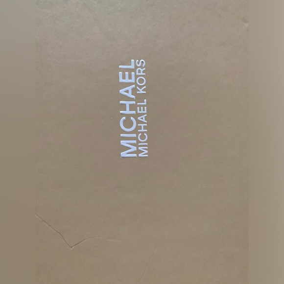 Michael Kors Hamilton Pumps. Like New! Size 8. - Picture 6 of 7